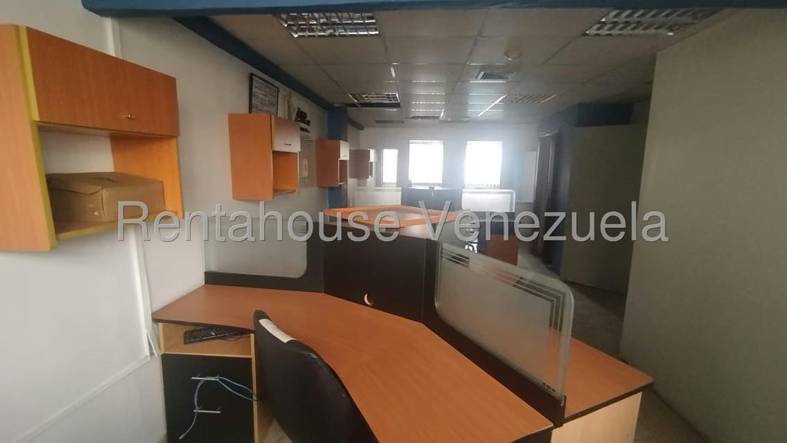 Comercial (Oficina) en Alquiler en Municipio Guaicaipuro, Miranda - 4