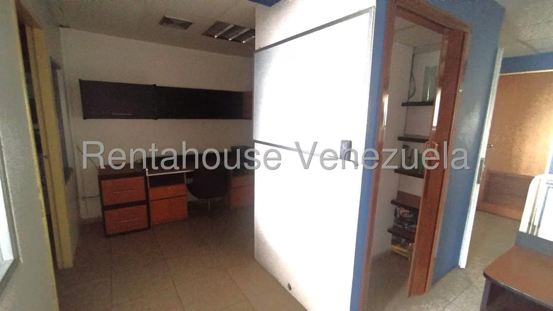 Comercial (Oficina) en Alquiler en Municipio Guaicaipuro, Miranda - 9