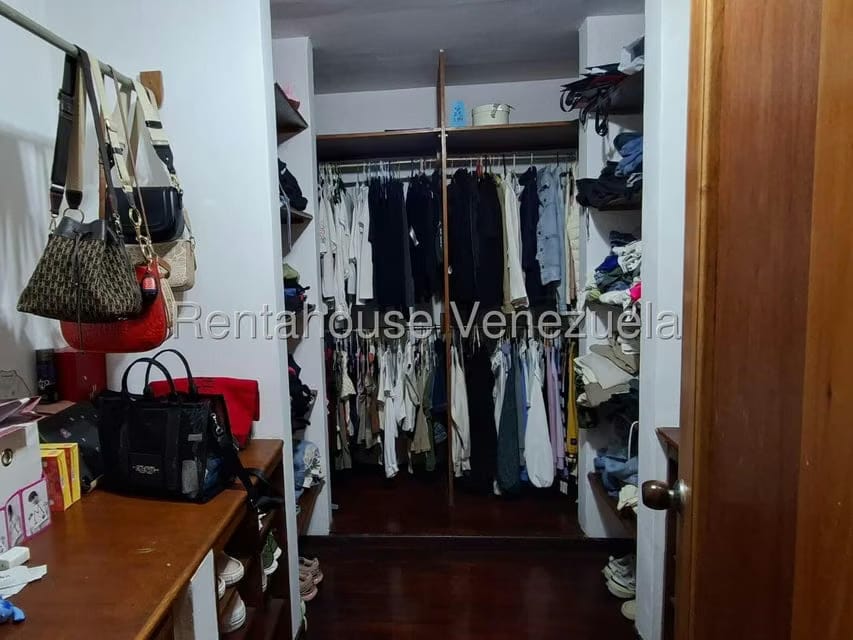 Apartamento (Penthouse) en Venta en Cumbres de Curumo, Distrito Metropolitano - 19