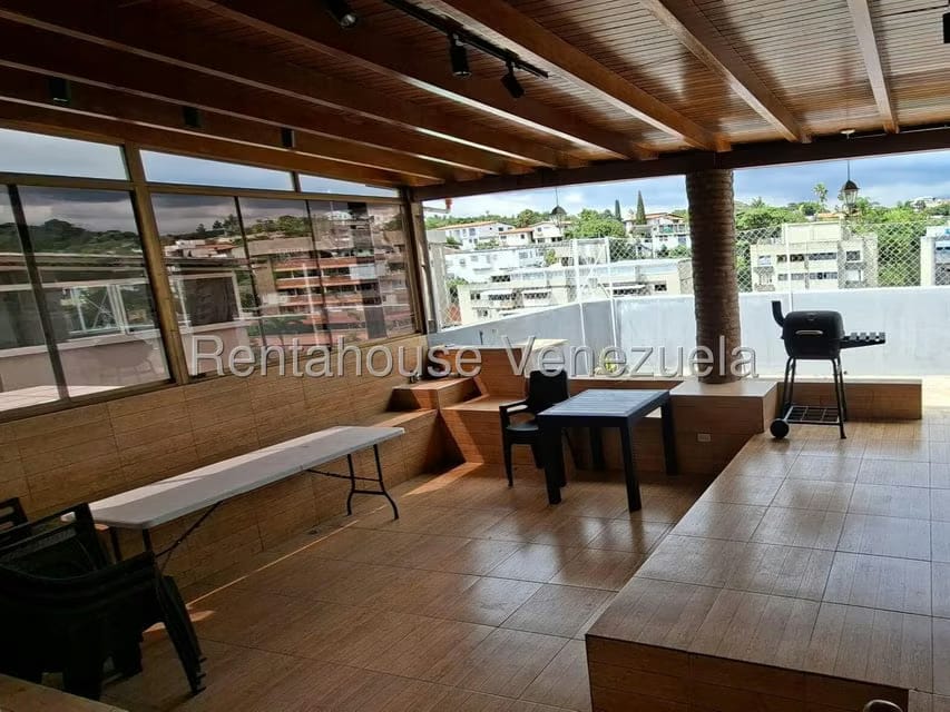 Apartamento (Penthouse) en Venta en Cumbres de Curumo, Distrito Metropolitano - 47