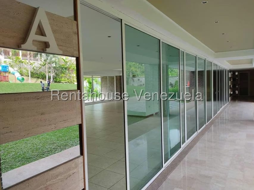 Apartamento (1 Nivel) en Venta en Solar del Hatillo, Distrito Metropolitano - 22