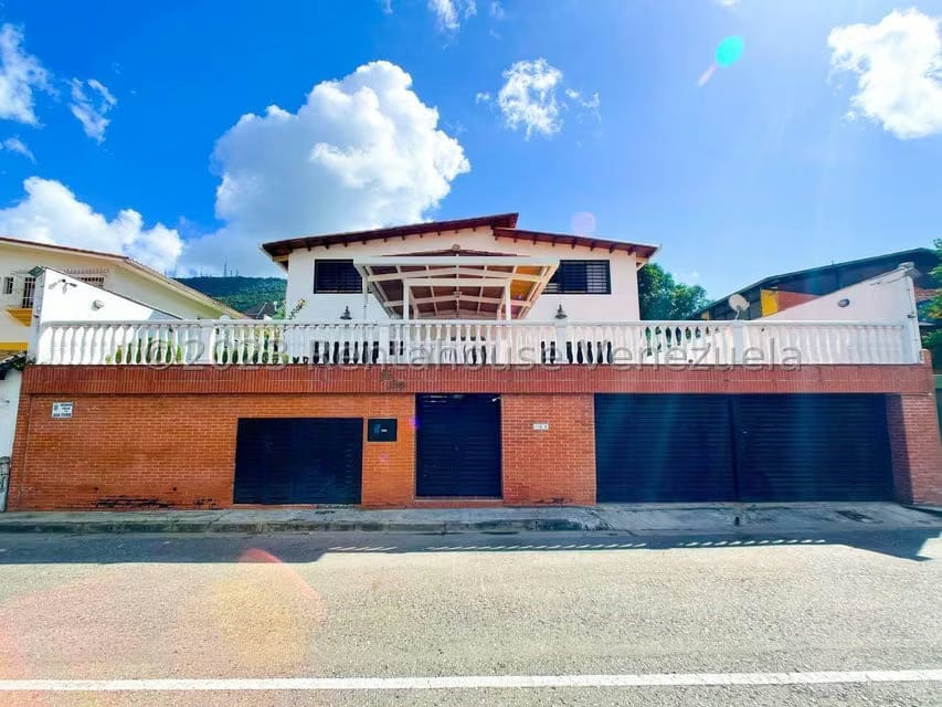 Casa (Duplex) en Venta en La Trinidad, Distrito Metropolitano
