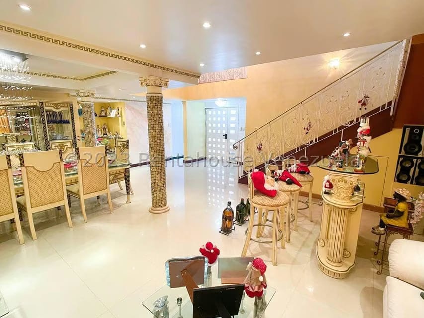 Casa (Duplex) en Venta en La Trinidad, Distrito Metropolitano - 20