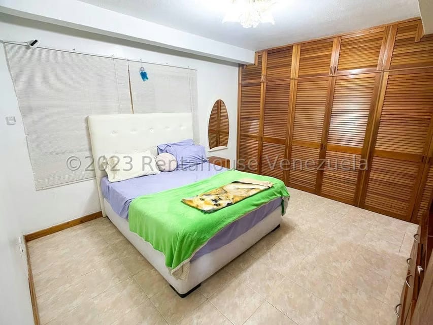 Casa (Duplex) en Venta en La Trinidad, Distrito Metropolitano - 61