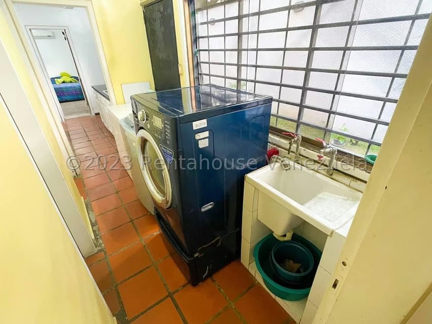 Casa (Duplex) en Venta en La Trinidad, Distrito Metropolitano - 65