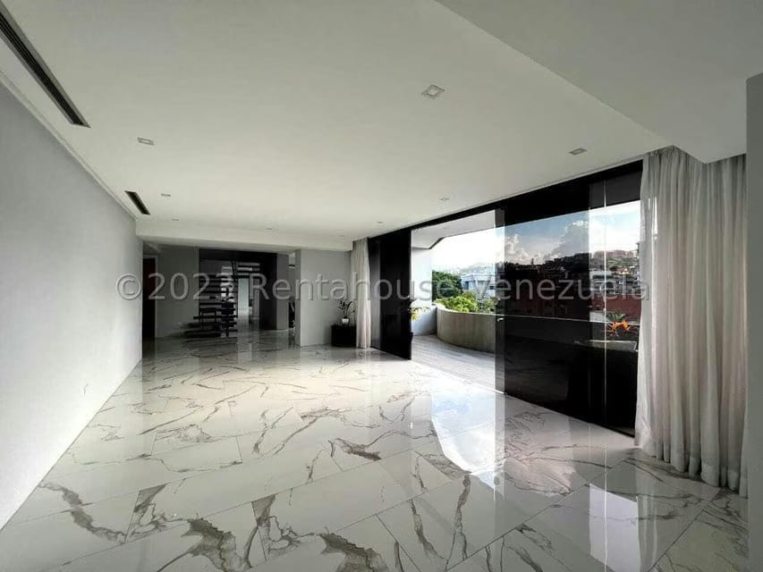 Apartamento (Duplex) en Venta en Los Naranjos de Las Mercedes, Distrito Metropolitano - 25