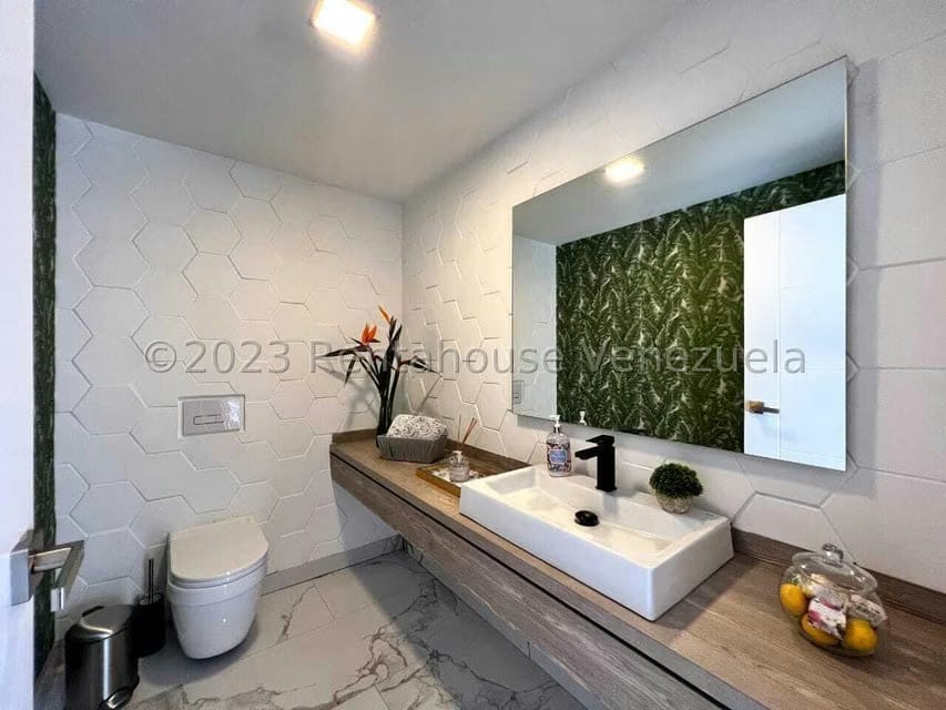 Apartamento (Duplex) en Venta en Los Naranjos de Las Mercedes, Distrito Metropolitano - 27