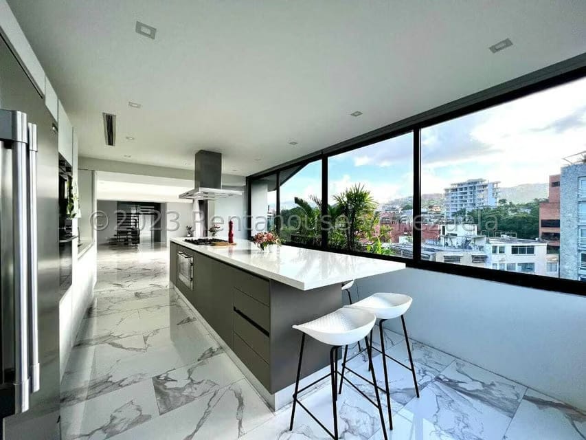 Apartamento (Duplex) en Venta en Los Naranjos de Las Mercedes, Distrito Metropolitano - 4