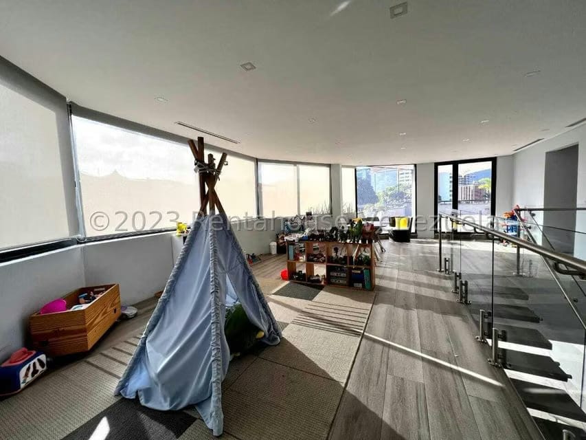 Apartamento (Duplex) en Venta en Los Naranjos de Las Mercedes, Distrito Metropolitano - 31