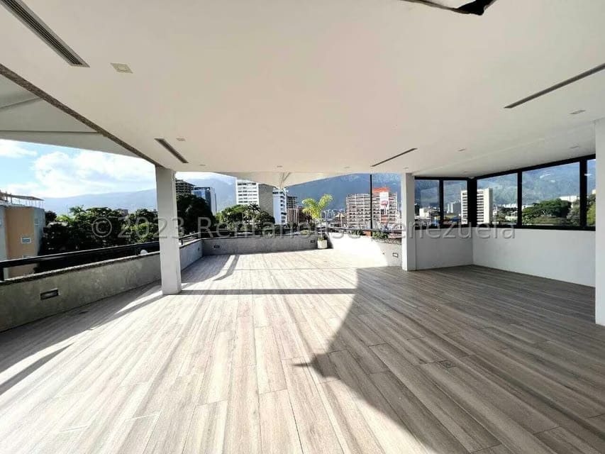 Apartamento (Duplex) en Venta en Los Naranjos de Las Mercedes, Distrito Metropolitano - 34