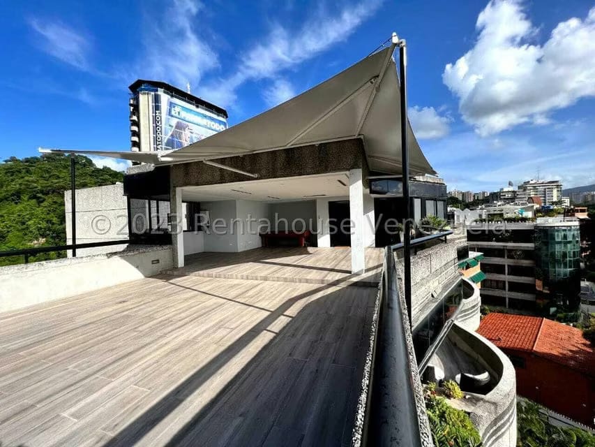 Apartamento (Duplex) en Venta en Los Naranjos de Las Mercedes, Distrito Metropolitano - 36