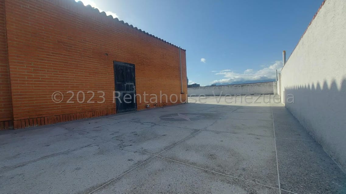 Comercial (Local Comercial) en Venta en Las Acacias, Carabobo - 14