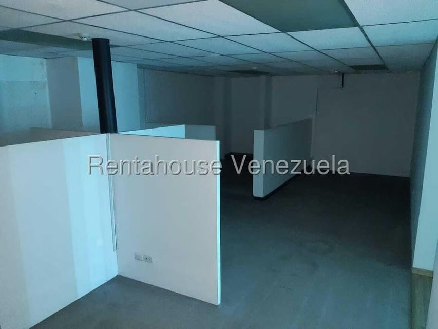 Comercial (Oficina) en Alquiler en Zona Industrial, Carabobo - 14