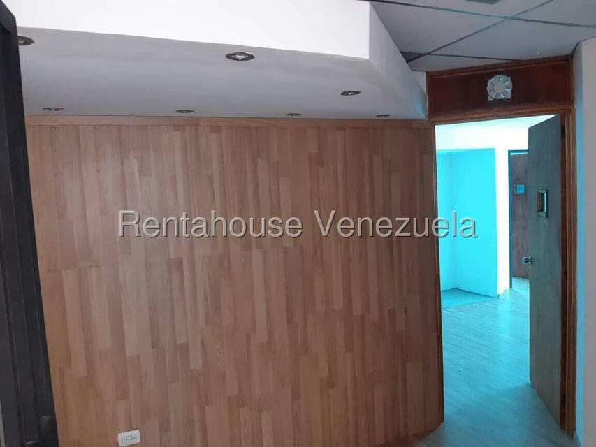 Comercial (Oficina) en Alquiler en Zona Industrial, Carabobo - 24
