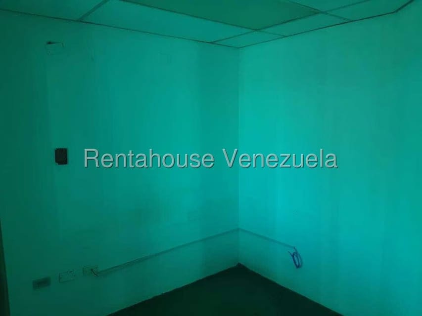Comercial (Oficina) en Alquiler en Zona Industrial, Carabobo - 29