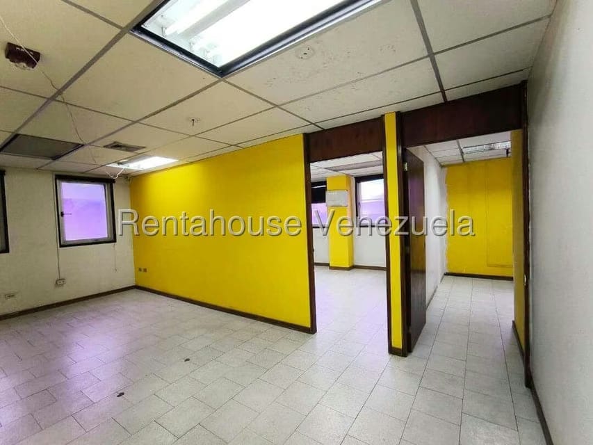 Comercial (Oficina) en Alquiler en La Urbina, Distrito Metropolitano - 20