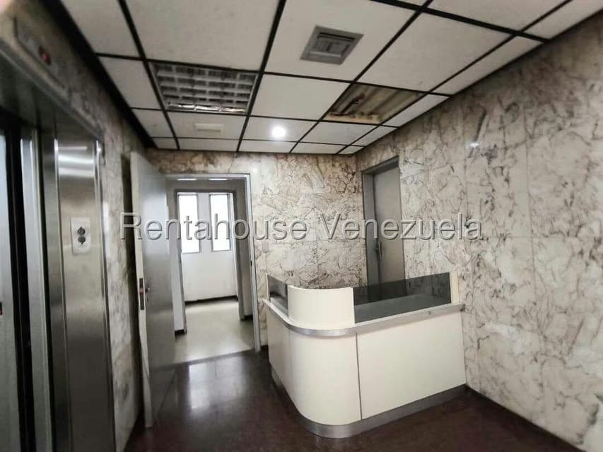 Comercial (Oficina) en Alquiler en La Urbina, Distrito Metropolitano - 3