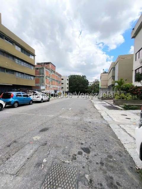 Comercial (Oficina) en Alquiler en La Urbina, Distrito Metropolitano - 4