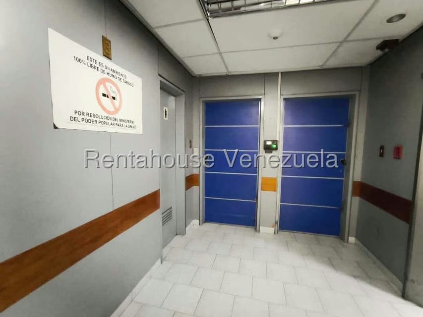 Comercial (Oficina) en Alquiler en La Urbina, Distrito Metropolitano - 9