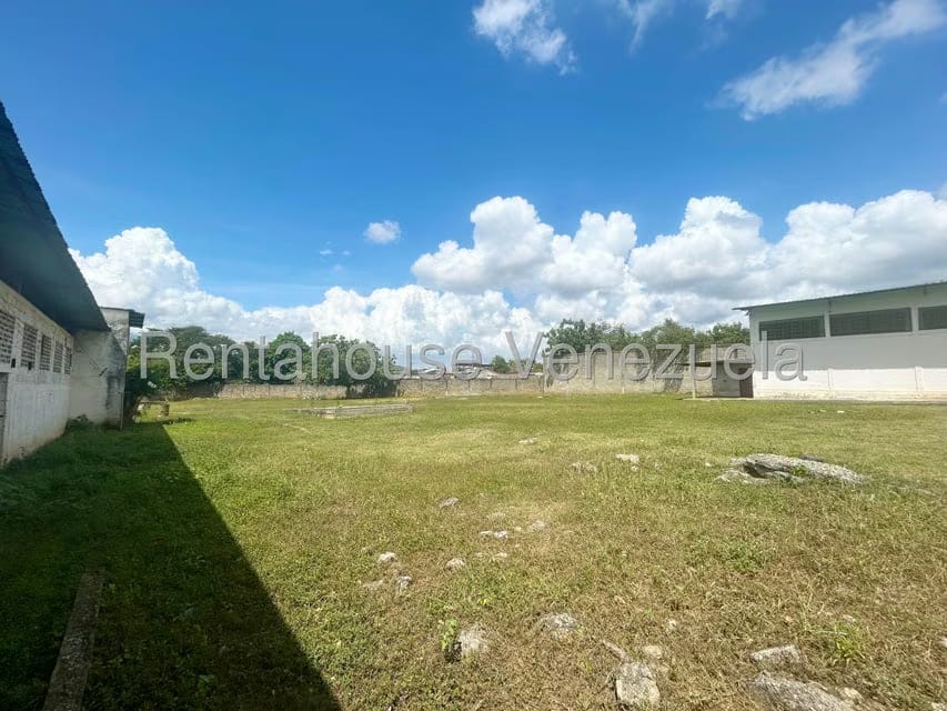 Comercial (Local Comercial) en Venta en Municipio Peña, Yaracuy - 31