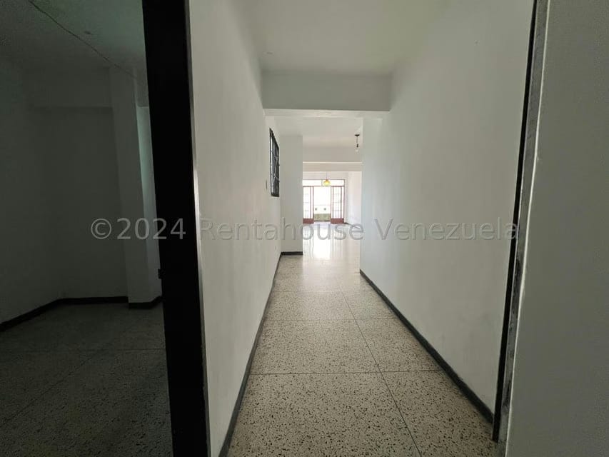 Comercial (Edificio) en Venta en Catia, Distrito Metropolitano - 37