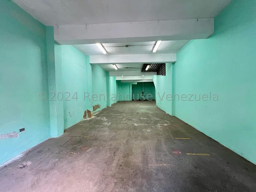 Comercial (Edificio) en Venta en Catia, Distrito Metropolitano - 5