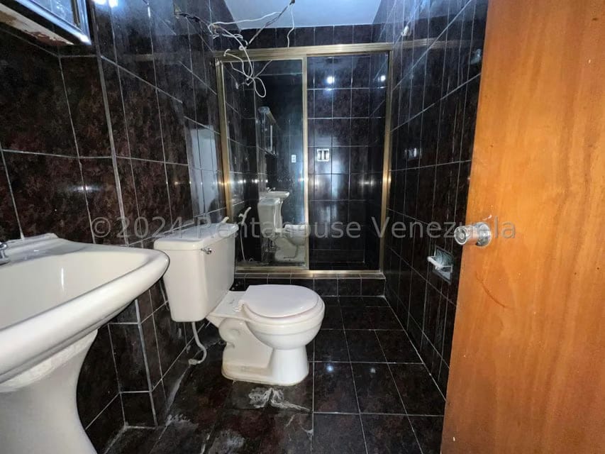 Comercial (Edificio) en Venta en Catia, Distrito Metropolitano - 43