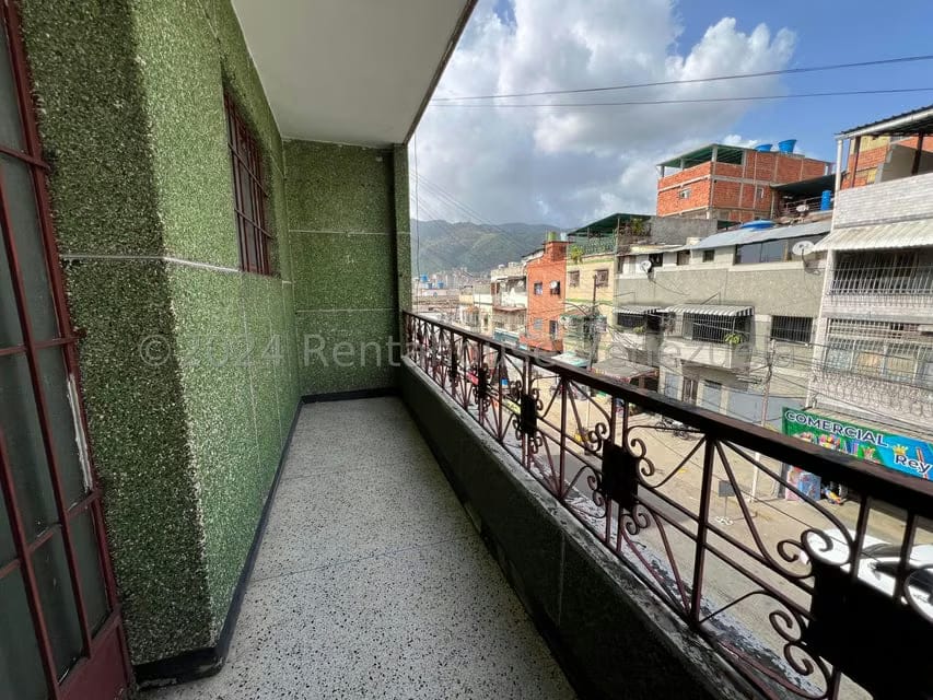 Comercial (Edificio) en Venta en Catia, Distrito Metropolitano - 50