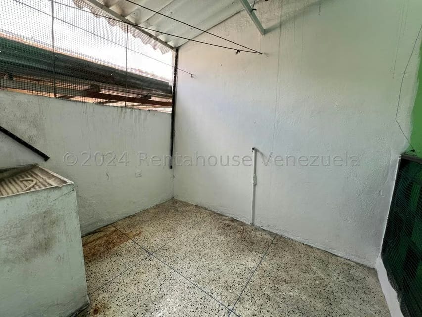 Comercial (Edificio) en Venta en Catia, Distrito Metropolitano - 60