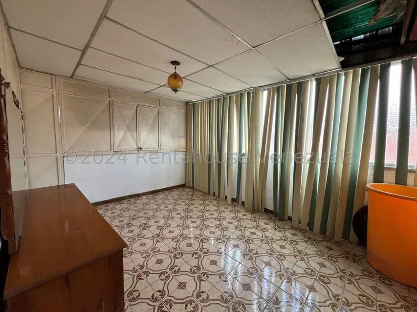 Comercial (Edificio) en Venta en Catia, Distrito Metropolitano - 77
