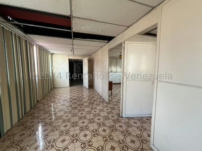 Comercial (Edificio) en Venta en Catia, Distrito Metropolitano - 80