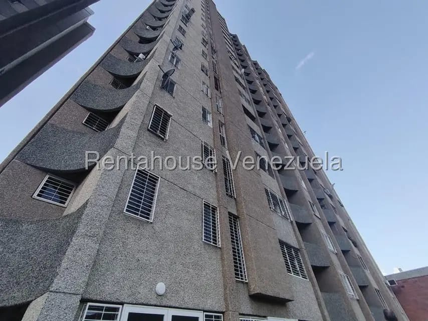 Apartamento (1 Nivel) en Alquiler en Parroquia La Vega, Distrito Metropolitano