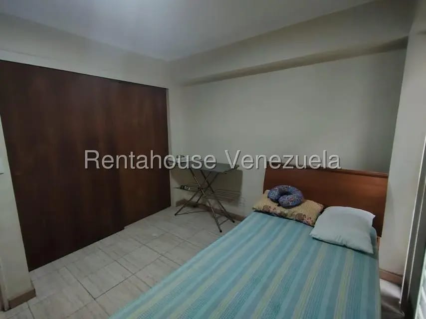 Apartamento (1 Nivel) en Alquiler en Parroquia La Vega, Distrito Metropolitano - 13