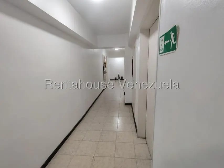 Apartamento (1 Nivel) en Alquiler en Parroquia La Vega, Distrito Metropolitano - 17
