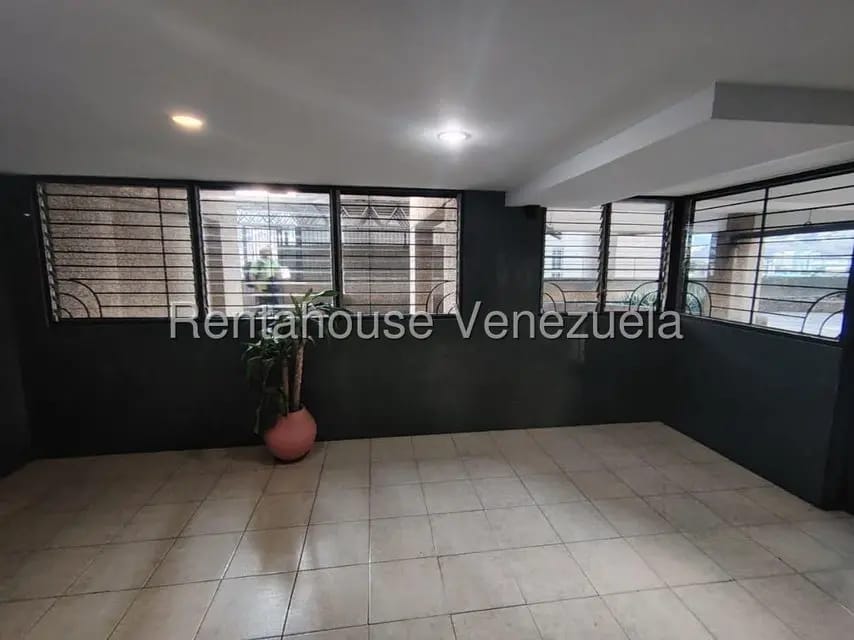 Apartamento (1 Nivel) en Alquiler en Parroquia La Vega, Distrito Metropolitano - 21