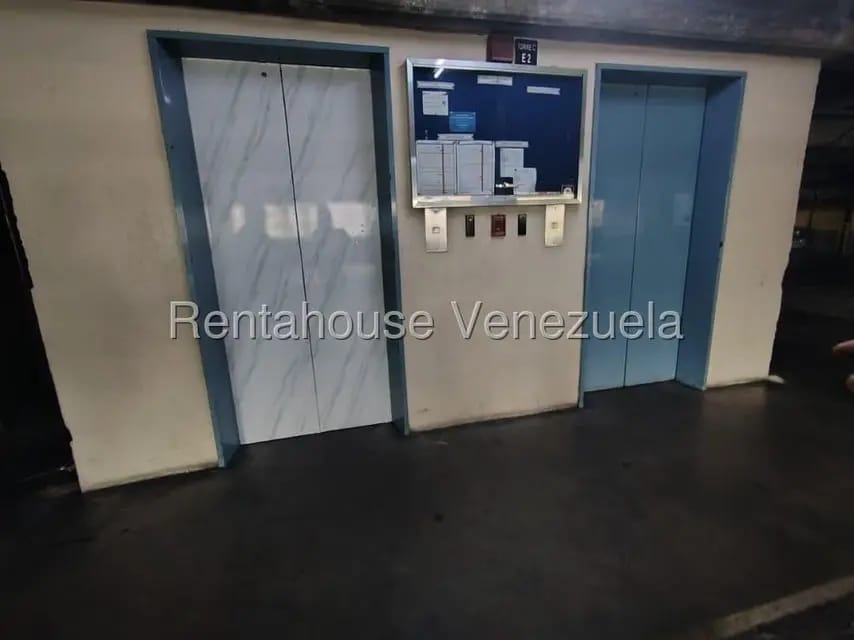 Apartamento (1 Nivel) en Alquiler en Parroquia La Vega, Distrito Metropolitano - 26