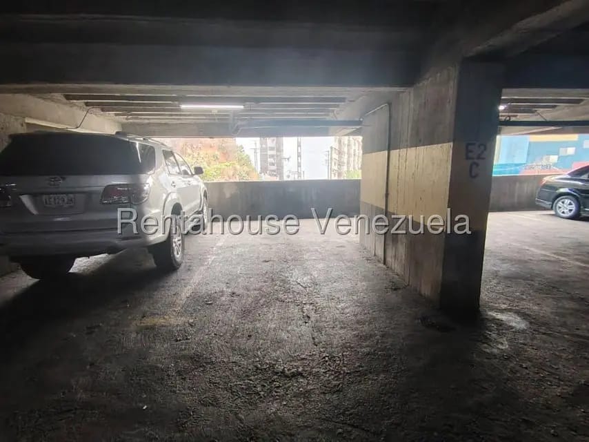 Apartamento (1 Nivel) en Alquiler en Parroquia La Vega, Distrito Metropolitano - 27
