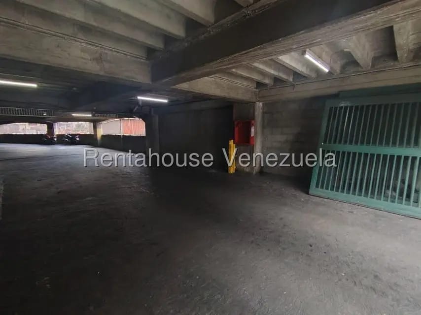 Apartamento (1 Nivel) en Alquiler en Parroquia La Vega, Distrito Metropolitano - 28