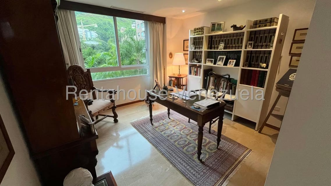 Apartamento (1 Nivel) en Venta en Los Chorros, Distrito Metropolitano - 27