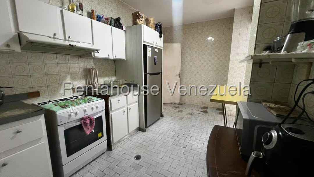 Casa (Multipes Niveles) en Venta en Colinas de Los Chaguaramos, Distrito Metropolitano - 12