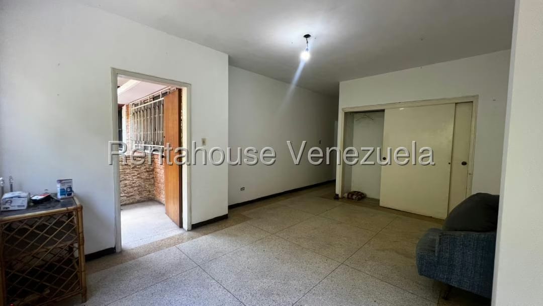 Casa (Multipes Niveles) en Venta en Colinas de Los Chaguaramos, Distrito Metropolitano - 16