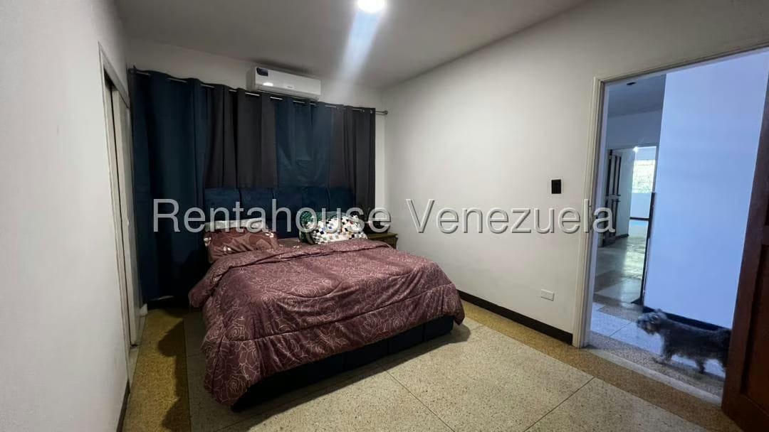 Casa (Multipes Niveles) en Venta en Colinas de Los Chaguaramos, Distrito Metropolitano - 17