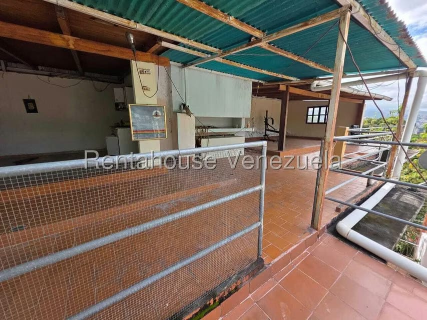 Casa (Multipes Niveles) en Venta en Colinas de Los Chaguaramos, Distrito Metropolitano - 27