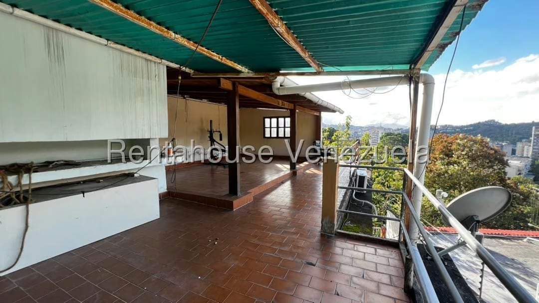 Casa (Multipes Niveles) en Venta en Colinas de Los Chaguaramos, Distrito Metropolitano - 38