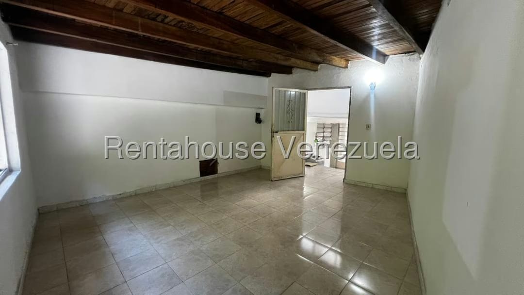 Casa (Multipes Niveles) en Venta en Colinas de Los Chaguaramos, Distrito Metropolitano - 6