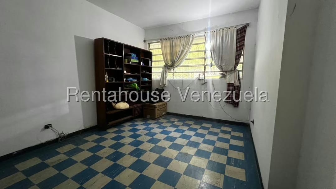 Casa (Multipes Niveles) en Venta en Colinas de Los Chaguaramos, Distrito Metropolitano - 7