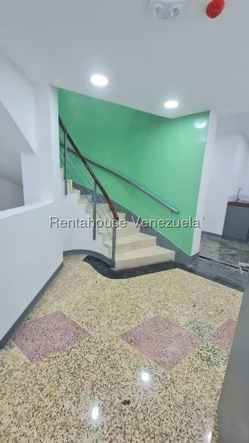 Casa (Multipes Niveles) en Venta en San Roman, Distrito Metropolitano - 15