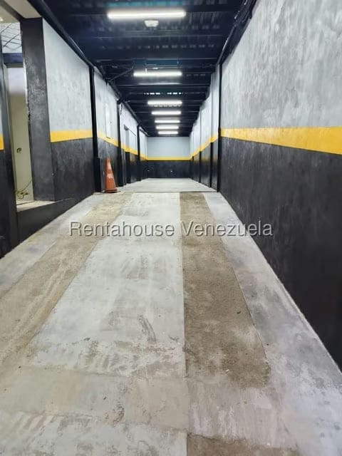 Casa (Multipes Niveles) en Venta en San Roman, Distrito Metropolitano - 3