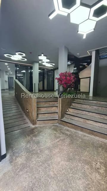Casa (Multipes Niveles) en Venta en San Roman, Distrito Metropolitano - 4