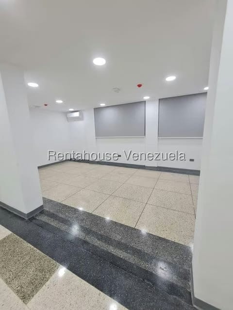 Casa (Multipes Niveles) en Venta en San Roman, Distrito Metropolitano - 7